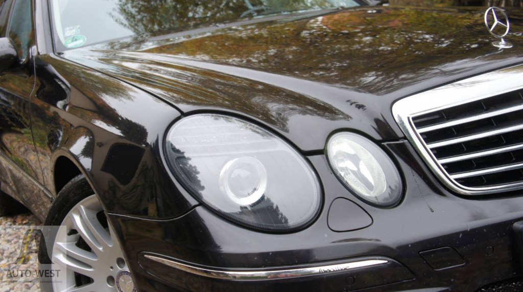 Regeneracja reflektorów w Mercedesie W211 AutoWest blog