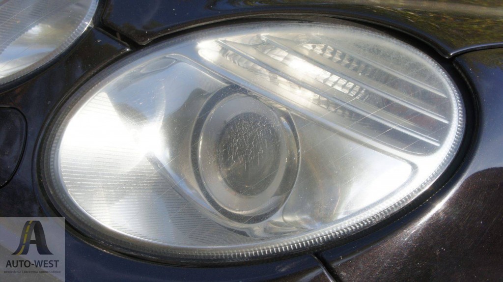 Regeneracja reflektorów w Mercedesie W211 AutoWest blog